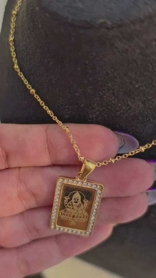 DURGA AURA NECKLACE